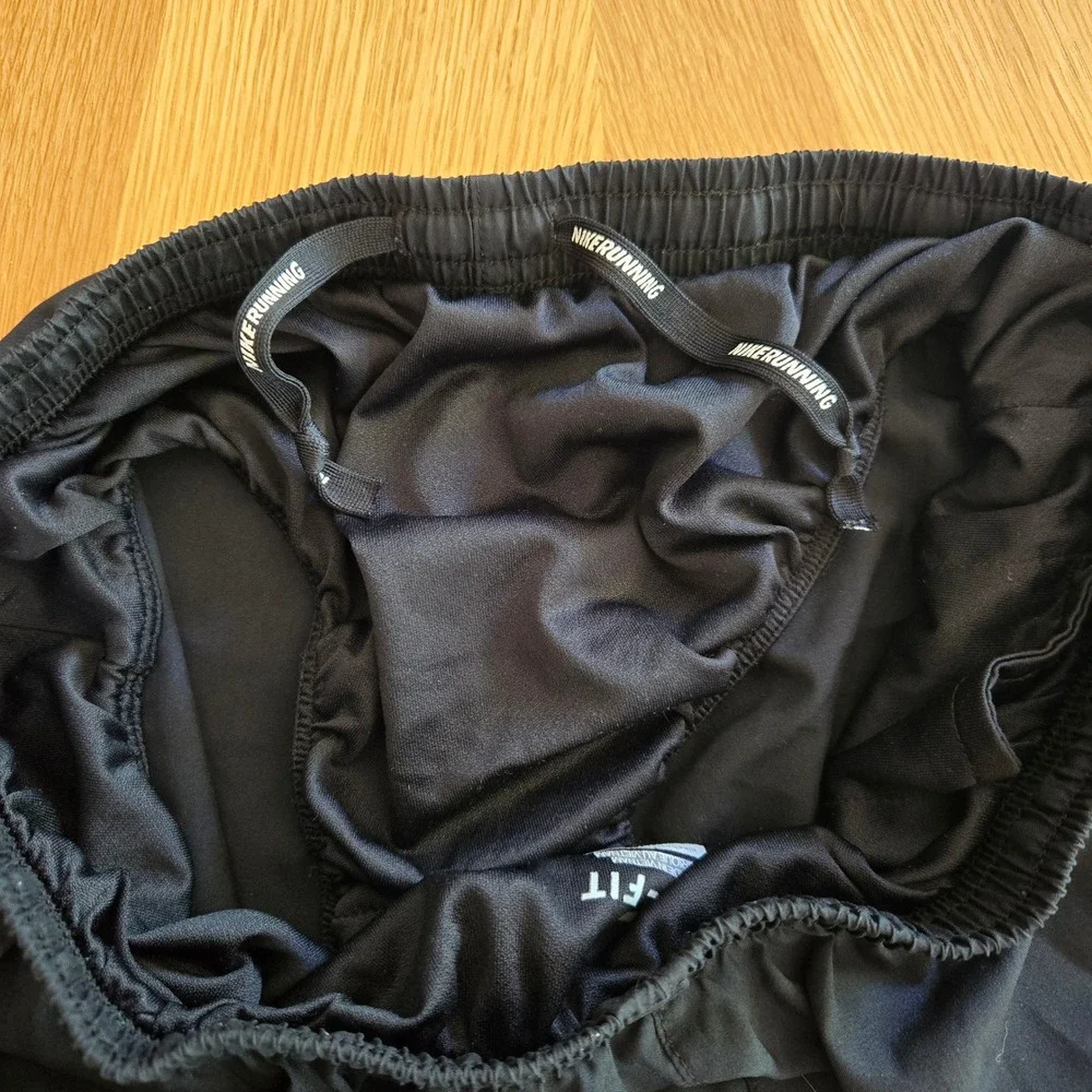 Nike Dri-Fit Womens S Black Running Shorts Drawstring Pocket Workout Exercise